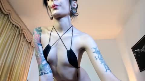 mizuki  online show from 19, 2, 2025