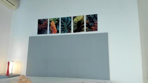 _molly_rosse_ online show from 2, 10, 2025