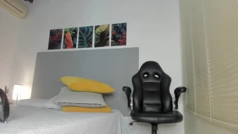 Snapshot of _molly_rosse_ chatting on 2, 2, 2026 _molly_rosse_ online show from 2, 2, 2026