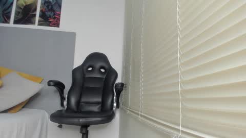 Snapshot of _molly_rosse_ chatting on 4, 2, 2026 _molly_rosse_ online show from 4, 2, 2026