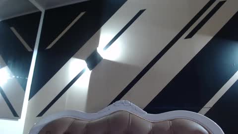 Molly online show from 2, 3, 2025