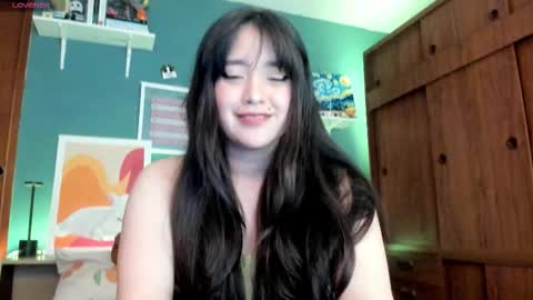 Snapshot of _moon_cake_ chatting on 19, 12, 2025 Next stream 950 pm Colombia time xd online show from 19, 12, 2025