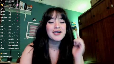 Snapshot of _moon_cake_ chatting on 6, 4, 2026 Next stream 950 pm Colombia time xd online show from 6, 4, 2026