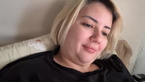 Francine Aisi Morpho - a genus of blue butterflies. online show from 20, 12, 2025