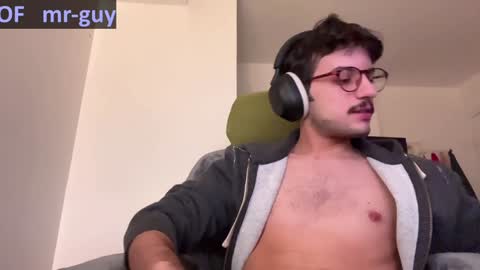 Snapshot of _mrguy_ chatting on 20, 12, 2024 _mrguy_ online show from 20, 12, 2024