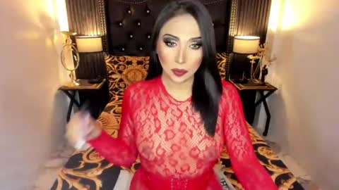_natashacooper_ online show from 29, 6, 2026