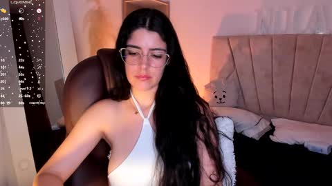 Niah  You can call me Ni or cutie haha online show from 2, 3, 2025