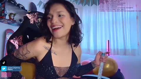 Mai   MODEL INDEPENT  online show from 11, 1, 2025