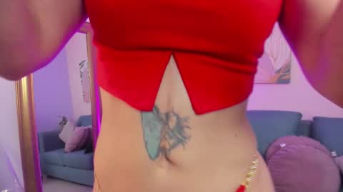 _nicoletteshea_ online show from 17, 2, 2026