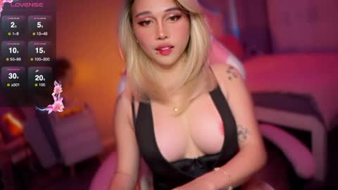 Lily online show from 17, 12, 2025