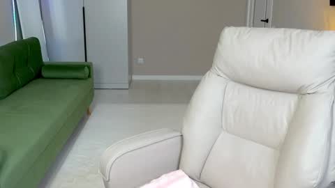 Tina online show from 1, 12, 2025