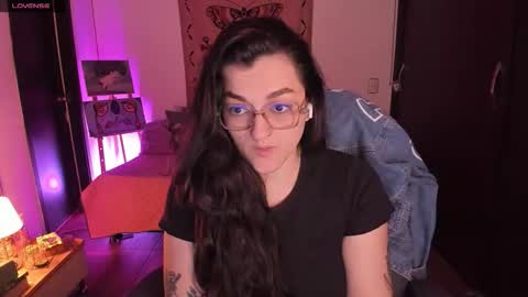 violeta ig  online show from 23, 2, 2026