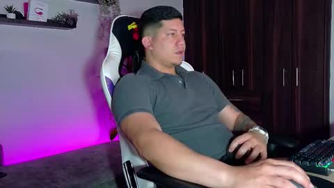 Roberto online show from 19, 12, 2025