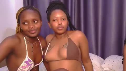 Snapshot of _roxxana chatting on 16, 12, 2025 Roxxana online show from 16, 12, 2025