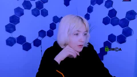 sabrina  online show from 27, 3, 2026