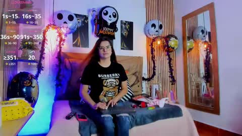 SAMANTHA FOX online show from 10, 10, 2025