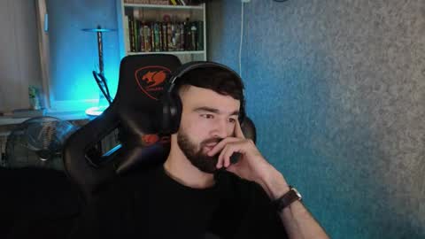 Ask me online show from 6, 10, 2025