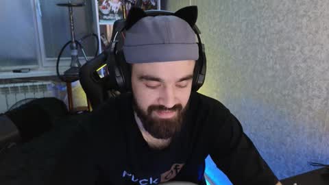 Ask me online show from 28, 10, 2025