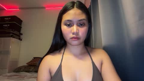 _shinelee online show from 14, 4, 2026