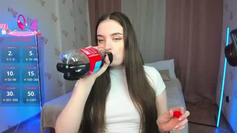  Shy Jenny  online show from 17, 6, 2026