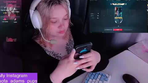 Snapshot of _sofia_adam_ chatting on 18, 6, 2026 pups online show from 18, 6, 2026