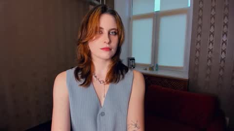 Snapshot of _some_howhere_ chatting on 4, 11, 2025 Liz online show from 4, 11, 2025