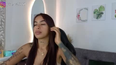 Snapshot of _sophiebrown__ chatting on 19, 12, 2024 Andrea The Next Stream Wednesday online show from 19, 12, 2024