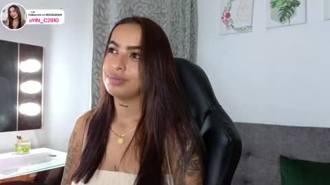 Snapshot of _sophiebrown__ chatting on 27, 1, 2025 Andrea The Next Stream Wednesday online show from 27, 1, 2025