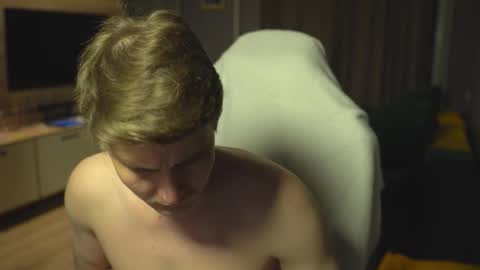 OLIVERpvt is open online show from 16, 11, 2025