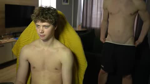 OLIVERpvt is open online show from 4, 3, 2026