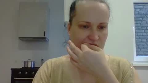 Snapshot of _squirty_pussyyy_ chatting on 11, 1, 2025 Melisa online show from 11, 1, 2025