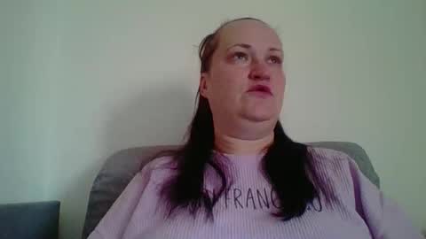 Snapshot of _squirty_pussyyy_ chatting on 1, 10, 2025 Melisa online show from 1, 10, 2025