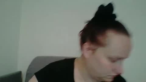 Snapshot of _squirty_pussyyy_ chatting on 7, 10, 2025 Melisa online show from 7, 10, 2025