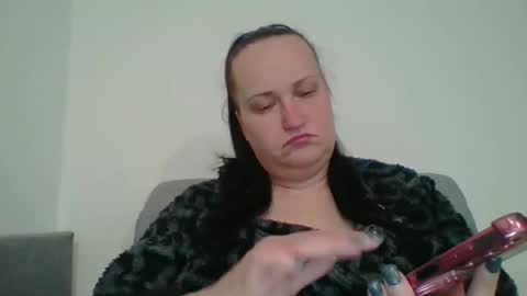 Snapshot of _squirty_pussyyy_ chatting on 22, 10, 2025 Melisa online show from 22, 10, 2025