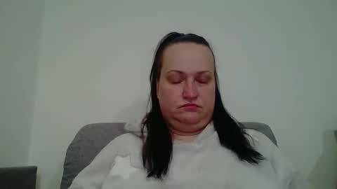 Snapshot of _squirty_pussyyy_ chatting on 2, 11, 2025 Melisa online show from 2, 11, 2025