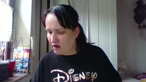 Snapshot of _squirty_pussyyy_ chatting on 18, 12, 2025 Melisa online show from 18, 12, 2025