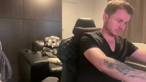 _stevie___ online show from 9, 4, 2026