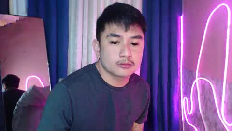 _superhotlatino_ online show from 5, 5, 2026