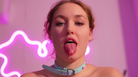 Taylor online show from 10, 3, 2025