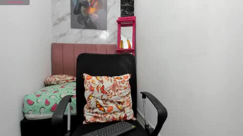 tinny online show from 27, 1, 2025