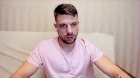 Tony Wolf online show from 5, 4, 2026