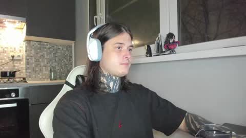 Snapshot of _torfin_ chatting on 1, 3, 2025 _torfin_ online show from 1, 3, 2025