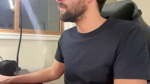 Snapshot of _ur_happy_meal chatting on 18, 12, 2024 DJ online show from 18, 12, 2024