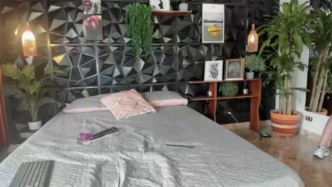 _valentina_69 online show from 19, 9, 2025