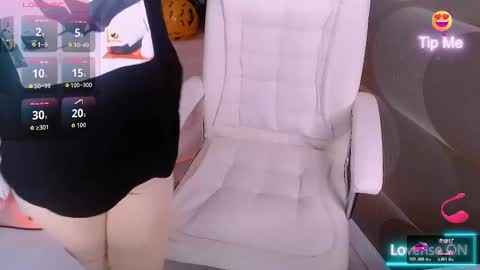 Snapshot of _vanilla_dream_ chatting on 13, 11, 2025 _vanilla_dream_ online show from 13, 11, 2025