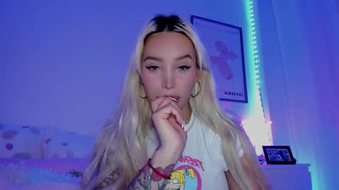   online show from 12, 3, 2025