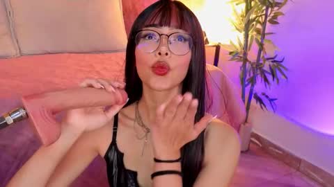 Snapshot of _viollettenoir_ chatting on 17, 2, 2026 online show from 17, 2, 2026