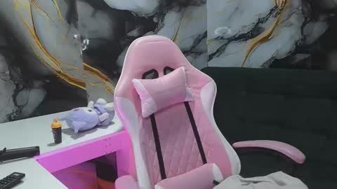 _weird_sativa online show from 5, 3, 2026