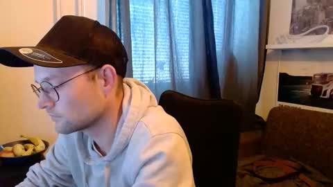 _whoisthatguy_ online show from 13, 5, 2026