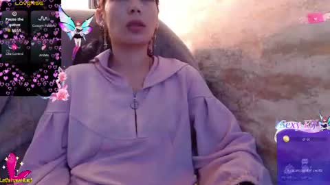 Snapshot of _yuyi chatting on 16, 7, 2026 Yuyi online show from 16, 7, 2026